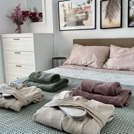 The House Of Secrets شقة *